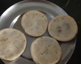 A picture of step 6 of Pyaaz Kachori.