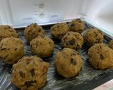 A picture of step 5 of Chocolate chip cookies.