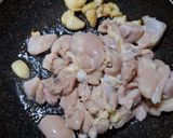 Foto langkah ke 3 dari resep Ayam masak buncis.