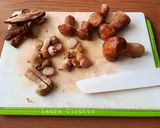 Foto del passaggio 4 della ricetta Risotto ai funghi porcini surgelati "a modo mio"