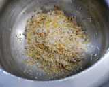 A picture of step 4 of Sweet Pongal.