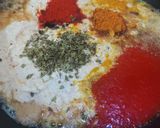 A picture of step 2 of Lahori Chicken Korma.