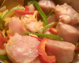 Foto del paso 5 de la receta: Pechugas de pollo guisadas con patatas