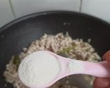 Foto langkah ke 6 dari resep Lemper ayam tanpa santan.
