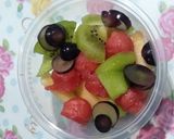 Foto langkah ke 2 dari resep Salad Buah Enak.