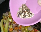 Foto langkah ke 2 dari resep Golden Beef Curry.