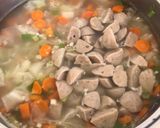 Foto langkah ke 3 dari resep Sup Sayur Bakso (frozen).