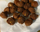 Foto del paso 3 de la receta: Albóndigas en salsa de vino tinto y patatas aromatizadas con albahaca 🌿