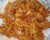 A picture of step 4 of Lachha chicken pakora.