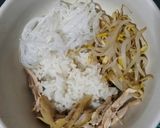 Foto langkah ke 3 dari resep Soto Ayam Instan Mommylicious.