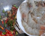 Foto langkah ke 4 dari resep Tauco Udang Telur Puyuh Jesslyn Orlane.