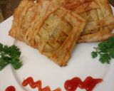 A picture of step 2 of Criss Cross samosa boxes.