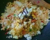 Foto langkah ke 3 dari resep Nasi goreng terasi.
