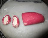 A picture of step 5 of Vegetables stuffed Rose Momos.