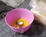 Foto langkah ke 1 dari resep Egg Toast.