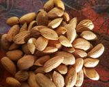 صورة لخطوة 2 من وصفة تمر مع المكسرات