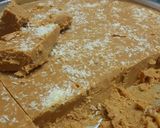 बेसन की बर्फी (Besan ki barfi recipe in hindi) रेसिपी चरण 7 फोटो