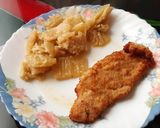 Foto del paso 5 de la receta: Empanado de cerdo macerado en soja, con guarnición de cardo