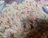 Foto del paso 3 de la receta: Ensalada de pasta con surimi