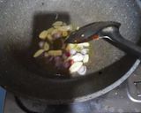 Foto langkah ke 2 dari resep Tauco Cumi Asin.