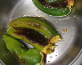 Foto del paso 3 de la receta: Pimientos rellenos de tortilla de patata