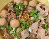 รูปขั้นตอนการทำที่ 9 ของ ก๋วยเตี๋ยวหมูขั้วตับตุ๋น
