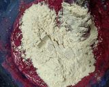 A picture of step 4 of Beetroot Choco Wine Cake.