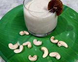 A picture of step 5 of Kaju Anjeer milk shake.