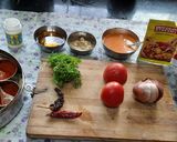 A picture of step 3 of Cauliflower n green peas kolhapuri masala gravy.