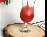 A picture of step 2 of Watermelon cooling mocktail.