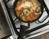 Foto del paso 2 de la receta: Huevo a la cacerola, con 3 quesos