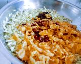 A picture of step 4 of Tasty crispy puffed rice chatpata snack.