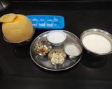 A picture of step 1 of Muskmelon Milkshake.