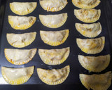 Foto del paso 3 de la receta: Empanadillas de ventresca y empanadillas de carne caseras