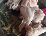 Foto langkah ke 2 dari resep Ayam Goreng Ala KFC.