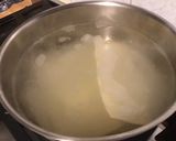 Une image de l'étape 2 de Roulés de lasagnes aux moules, algues, crème et parmesan.