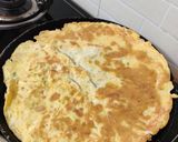 A picture of step 2 of Omelette.