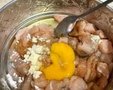 Foto langkah ke 2 dari resep (Stock frozen) chicken popcorn.