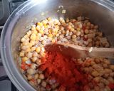 Foto del paso 5 de la receta: GARBANZOS CON VERDURAS AL PIMENTÓN AHUMADO😊😊😊😊💪💪💪🙂😉😉😉😉😉