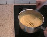 Une image de l'étape 3 de La crème pâtissière à la vanille.