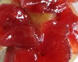 Individual rhubarb and strawberry crumble recipe step 1 photo
