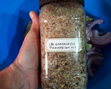 Foto del paso 5 de la receta: Cebollas moradas encurtidas con guindillas y zanahorias