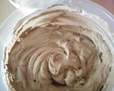 A picture of step 7 of Vickys Easter Creme Egg Cheesecake GF DF EF SF NF Vegan.