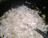 A picture of step 4 of Chicken veg filling.