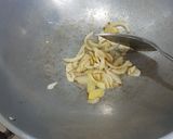 Foto langkah ke 2 dari resep 166. Romaine tumis saos tirem.