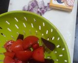 A picture of step 1 of Tomato beetroot soup.