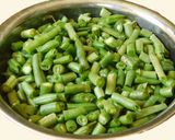 பீன்ஸ் ப்ரொக்கோலி பொறிச்ச கூட்டு ரெசிபி ஸ்டேப் 1 புகைப்படம்