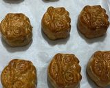 Foto langkah ke 5 dari resep Traditional Mooncake.