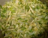 Foto del paso 1 de la receta: Tortilla de zapallitos para empezar el 2018 bien light