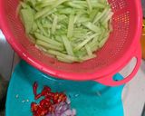 Foto langkah ke 1 dari resep Tumis Labu Siam.